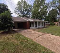 3221 Melbourne St in Memphis, TN - Building Photo - Building Photo