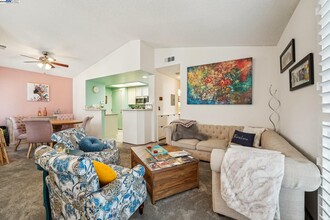 38764 Huntington Cir in Fremont, CA - Building Photo - Building Photo