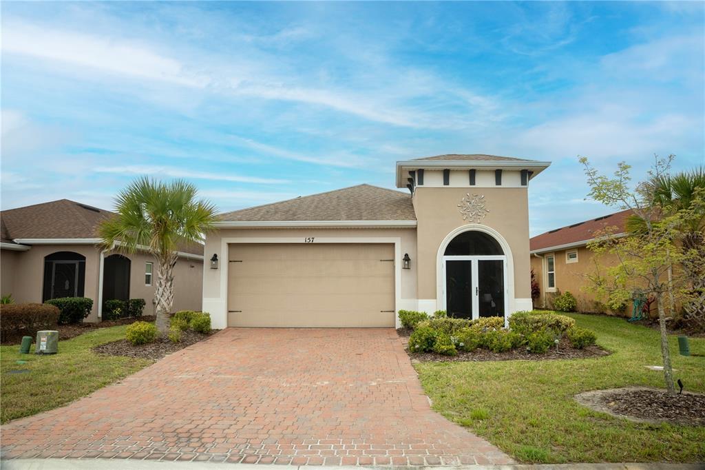 157 Palazzo Ln in Poinciana, FL - Foto de edificio