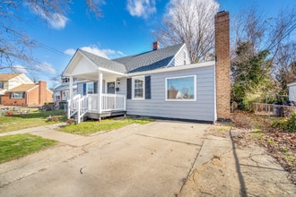 1610 Shiloh Pl in Newport News, VA - Building Photo - Building Photo