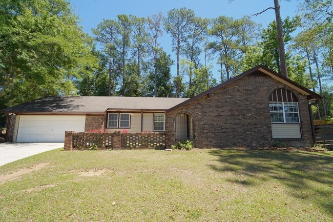 property at 1545 Pine View Dr