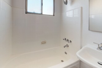 Hughes Avenue Apartments in Los Angeles, CA - Building Photo - Building Photo
