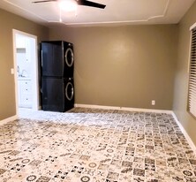 3002 E McKinley St in Phoenix, AZ - Building Photo