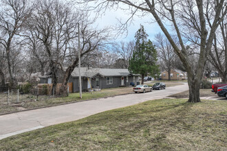 209 S Urbana Ave in Tulsa, OK - Building Photo - Building Photo