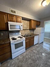 635 N Hazelwood Ave in Youngstown, OH - Building Photo - Building Photo