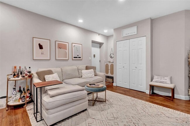 property at 25 W Broadway