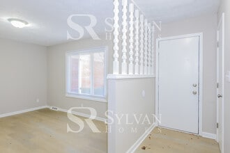1505 Chapman Dr in Greenfield, IN - Building Photo - Building Photo