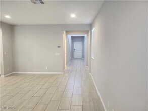 9897 W Oleta Ave in Las Vegas, NV - Building Photo - Building Photo