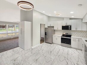308 Hemlock Ln in Stroudsburg, PA - Building Photo - Building Photo