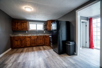 41 Riverside Rd S in Blackfoot, ID - Building Photo - Building Photo