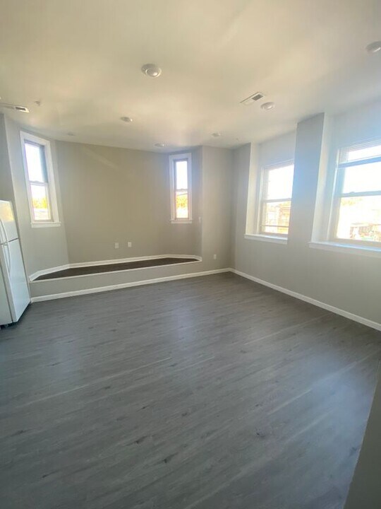 4900 Unruh Ave in Philadelphia, PA - Building Photo