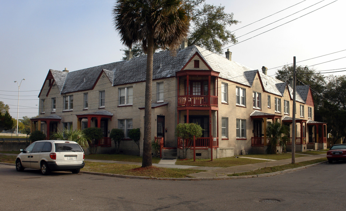 2901 Silver St in Jacksonville, FL - Building Photo