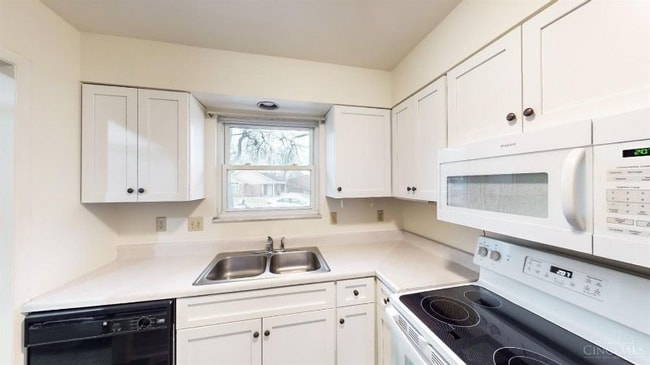 12 Wesleyan Ct in Fairfield, OH - Building Photo - Building Photo