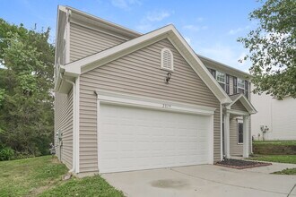 2819 Forest Grove Ct in Charlotte, NC - Building Photo - Building Photo