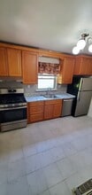 297 Tom Hunter Rd in Fort Lee, NJ - Building Photo - Building Photo