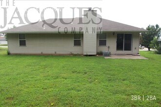 3820 S Western Ct in Springfield, MO - Building Photo - Building Photo