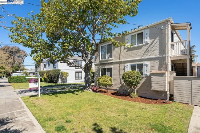 1609 Santa Clara Ave