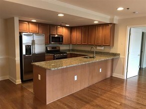 70 Adams St in Hoboken, NJ - Building Photo - Building Photo