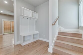 4401 Cabell Dr in Dallas, TX - Building Photo - Building Photo