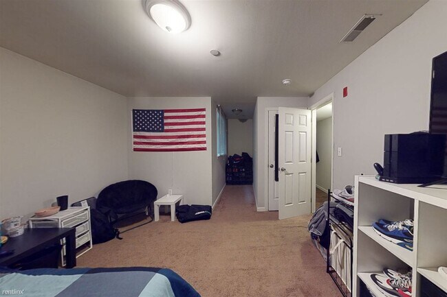 1628 Willington St photo'