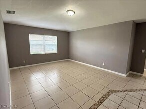 309 Ivan Ave S in Lehigh Acres, FL - Building Photo - Building Photo