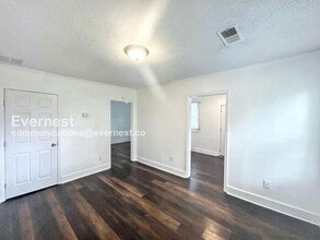 1082 Palmetto Ave in Memphis, TN - Foto de edificio - Building Photo