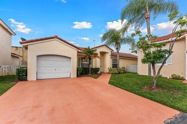 6000 NW 43rd Terrace in Coconut Creek, FL - Building Photo - Building Photo