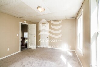 836 28th St in Rock Island, IL - Building Photo - Building Photo