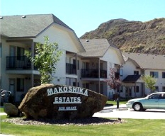 Makoshika Estates in Glendive, MT - Foto de edificio