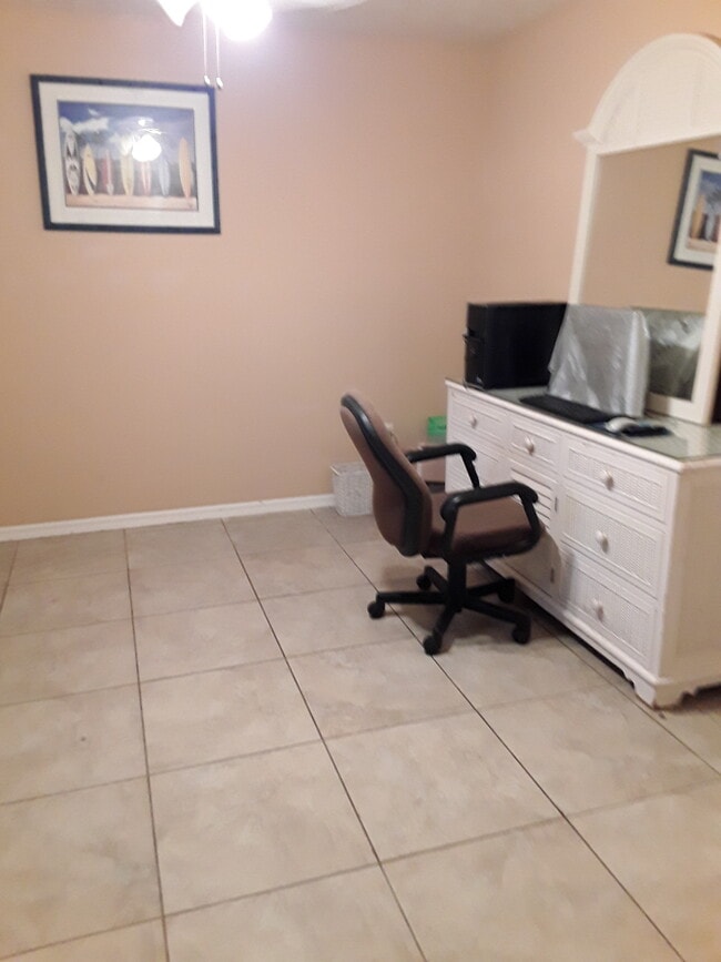 118 SW Fairway Ave in Port St. Lucie, FL - Building Photo - Building Photo