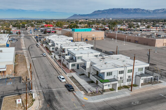 Ocotillo Ridge in Albuquerque, NM - Building Photo - Building Photo