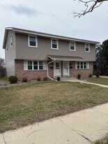 9221-9223 W Morgan Ave in Milwaukee, WI - Building Photo