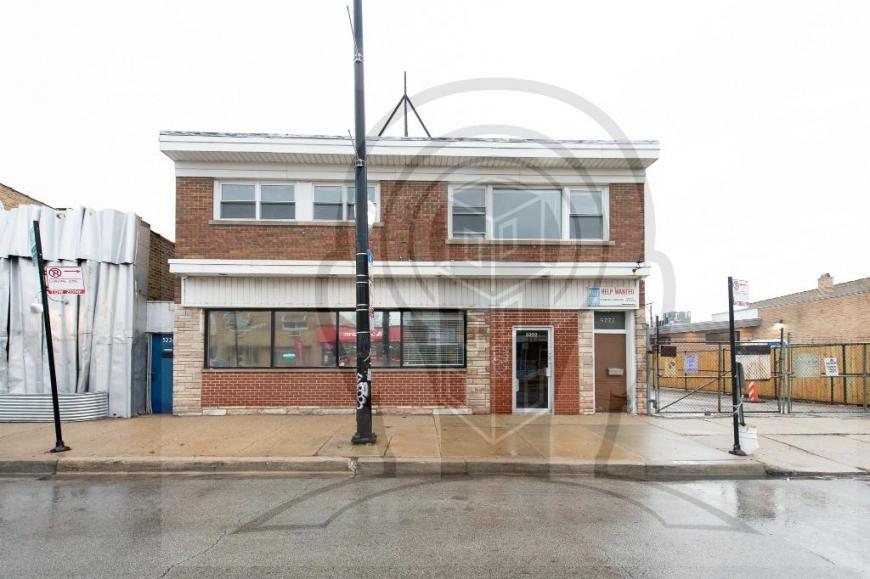 5222 W Belmont Ave in Chicago, IL - Building Photo