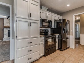 33037 E 148th St S in Coweta, OK - Building Photo - Building Photo