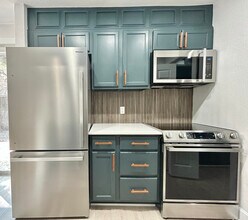 Tramor at Oak Run in Austin, TX - Building Photo - Building Photo