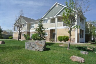 3230 Boulder Cir in Broomfield, CO - Building Photo - Building Photo
