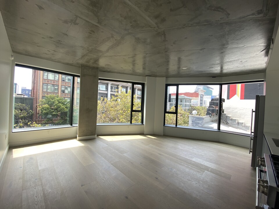 960 Market St, Unit 415 in San Francisco, CA - Building Photo