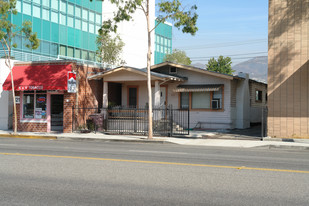 821-823 E Colorado St Apartments