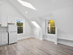 50 Columbus Ave, Unit 10 in Somerville, MA - Building Photo - Building Photo