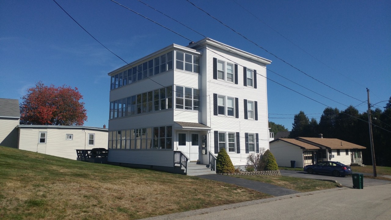 3 Miller Ave in Biddeford, ME - Building Photo