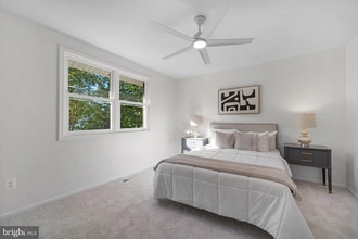 10116 Dundalk St in Fairfax, VA - Foto de edificio - Building Photo