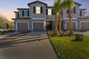 6288 Shiner St in Land O Lakes, FL - Building Photo