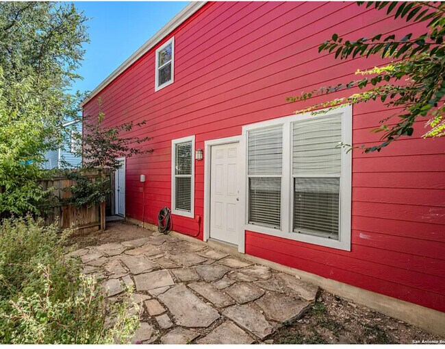 418 Shadow Point in San Marcos, TX - Building Photo - Building Photo