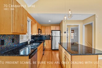 70 Crabapple Ln in Asheville, NC - Building Photo - Building Photo