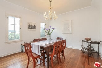 1220 S Highland Ave in Los Angeles, CA - Building Photo - Building Photo