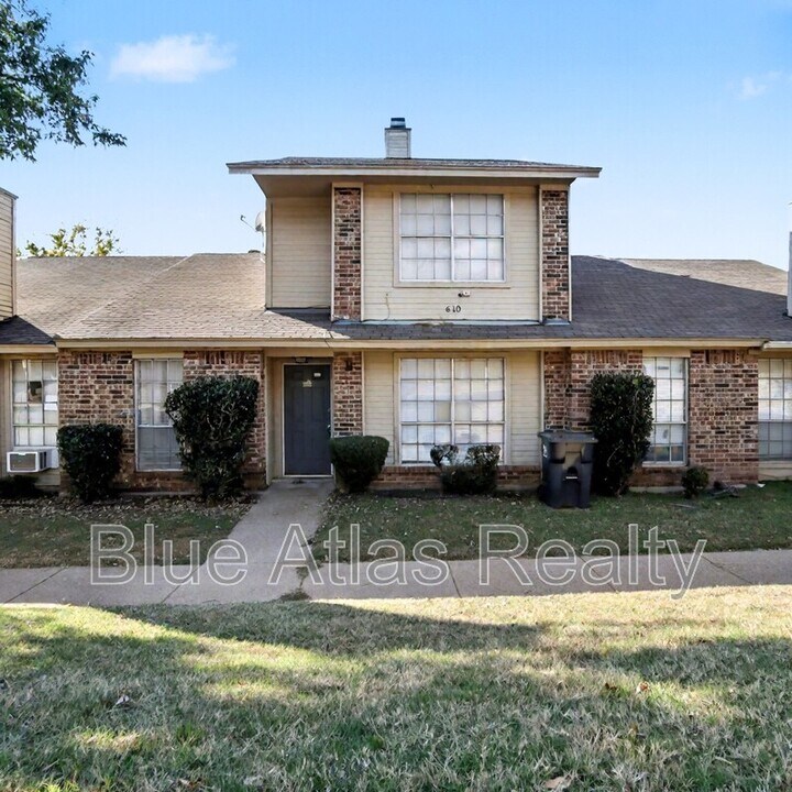 610 Lillard Rd in Arlington, TX - Building Photo