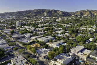 7702 Norton Ave in West Hollywood, CA - Building Photo - Building Photo