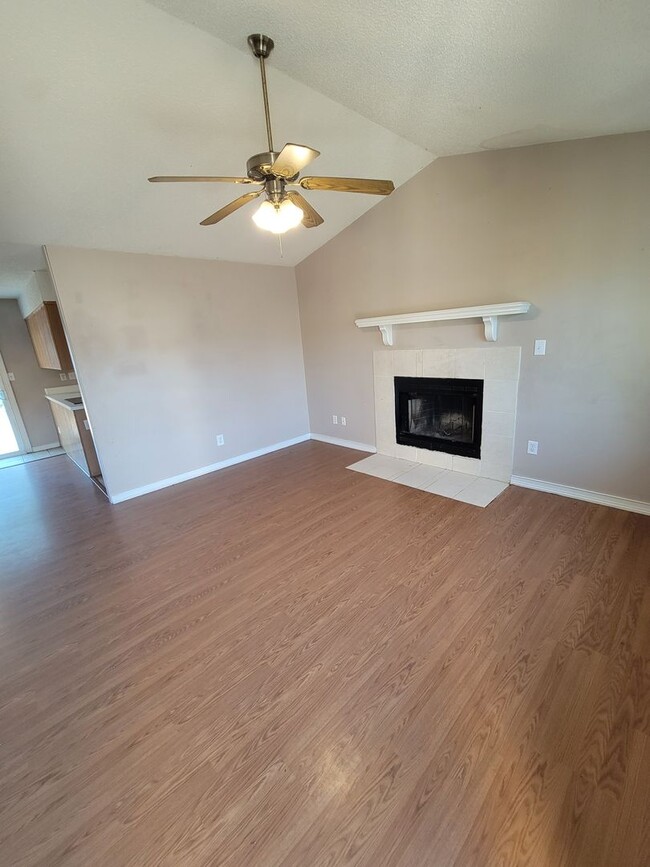 101 Kyle Dr in Jacksonville, NC - Building Photo - Building Photo