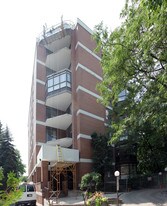407 Walmer Rd in Toronto, ON - Building Photo