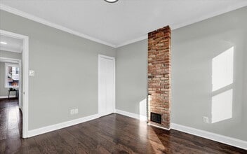 210 N Glover St in Baltimore, MD - Building Photo - Building Photo